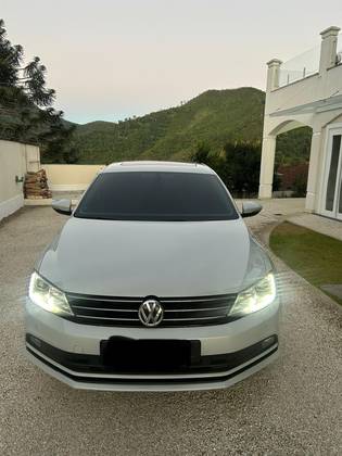 VOLKSWAGEN JETTA 2.0 TSI HIGHLINE 211CV GASOLINA 4P TIPTRONIC